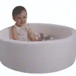 בריכת כדורים בצבע לבן | מתאים לילדים